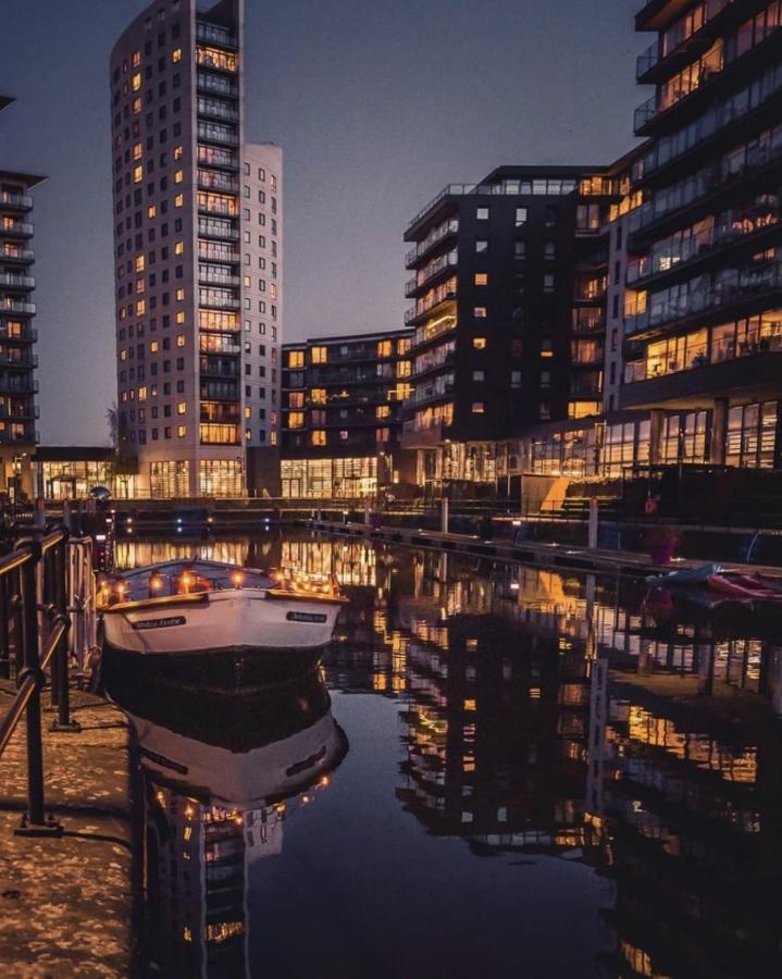 Deluxe City Apt, Beautiful River View,Free Parking No Balcony Leeds  Eksteriør bilde
